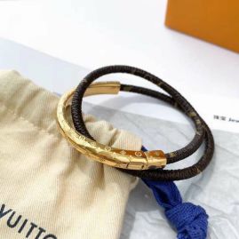 Picture of LV Bracelet _SKULVbracelet06cly16310830